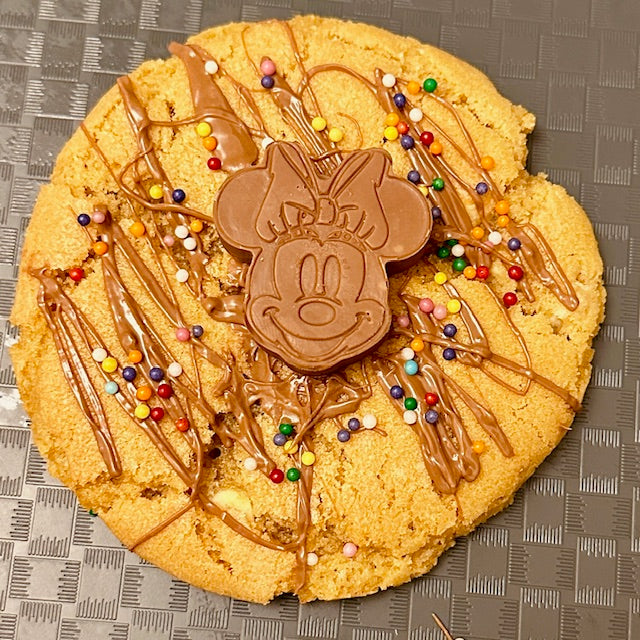 Minnie Cookie (Milk Chocolate)