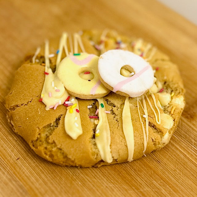 Party Ring Cookie (White Chocolate)